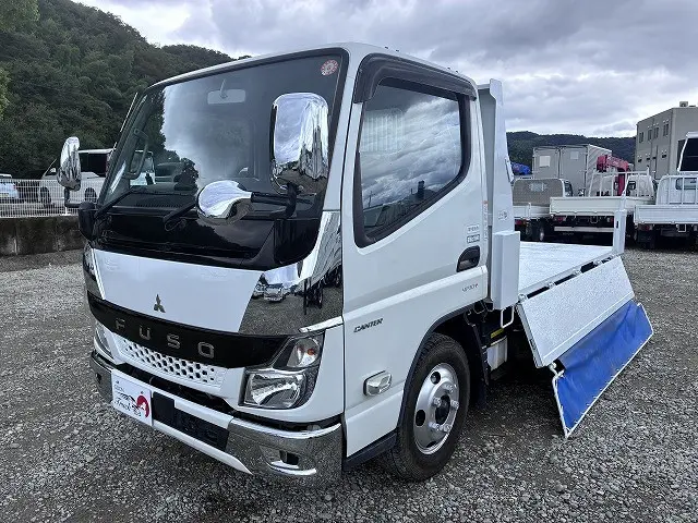 三菱 キャンター 2RG-FBA60(2WD)の写真16