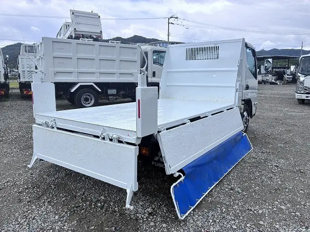 三菱 キャンター 2RG-FBA60(2WD)の写真22