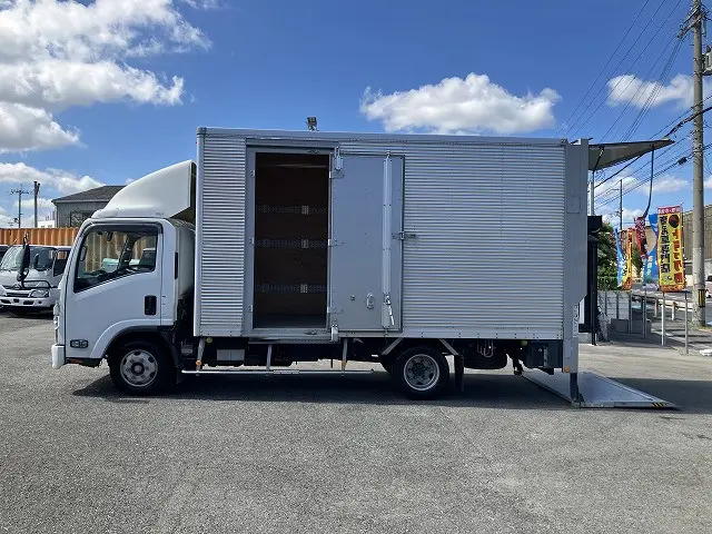 いすゞ エルフ 2RG-NPR88AN(2WD)の写真11
