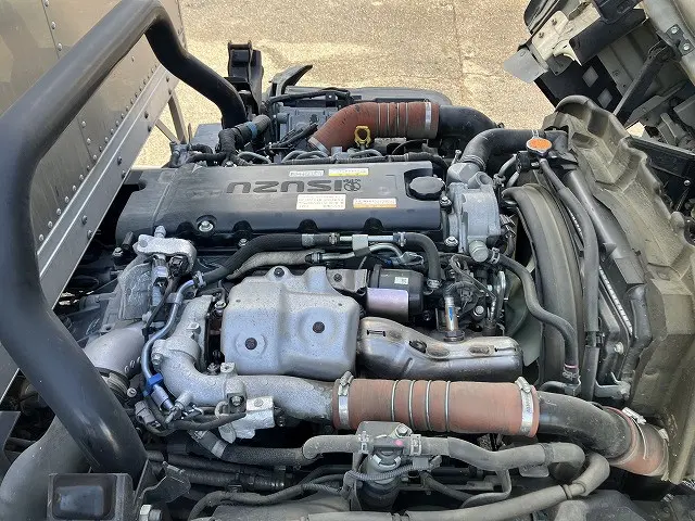 いすゞ エルフ 2RG-NPR88AN(2WD)の写真17