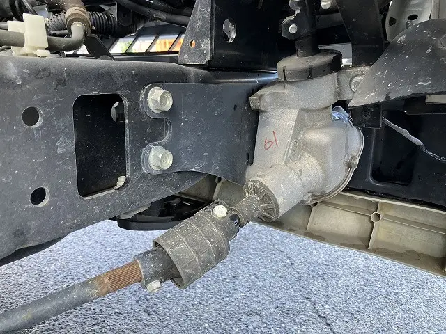 いすゞ エルフ 2RG-NPR88AN(2WD)の写真22