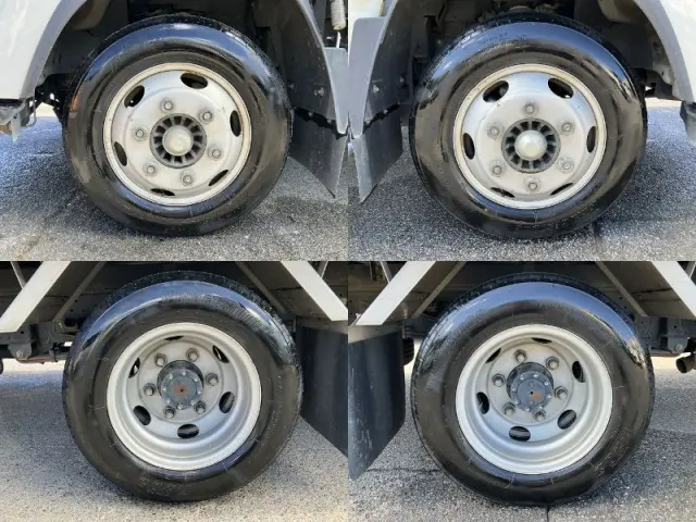 いすゞ エルフ 2RG-NPR88AN(2WD)の写真23