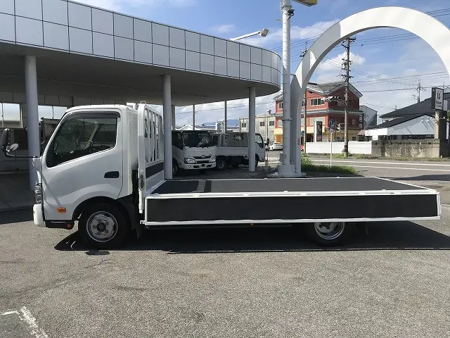 日野 デュトロ TPG-XZU710M(2WD)の写真11