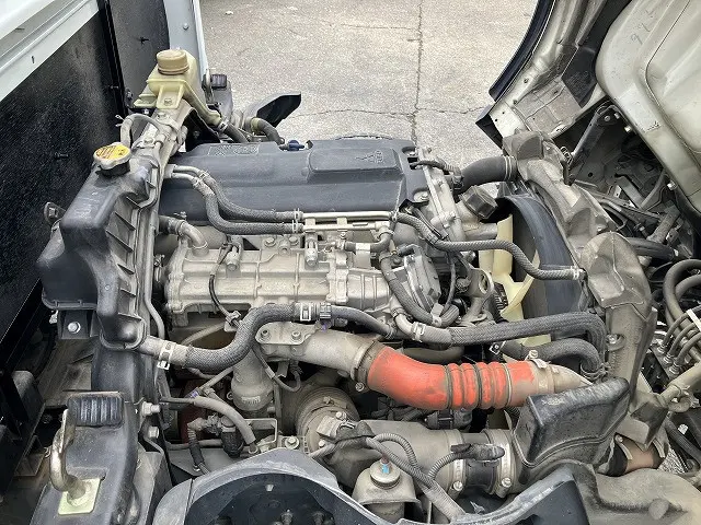 三菱 キャンター TPG-FEA50(2WD)の写真17