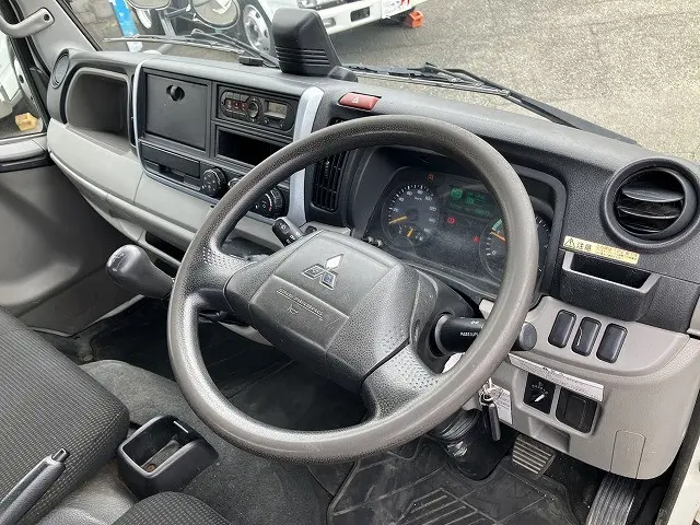 三菱 キャンター TPG-FEA50(2WD)の写真36