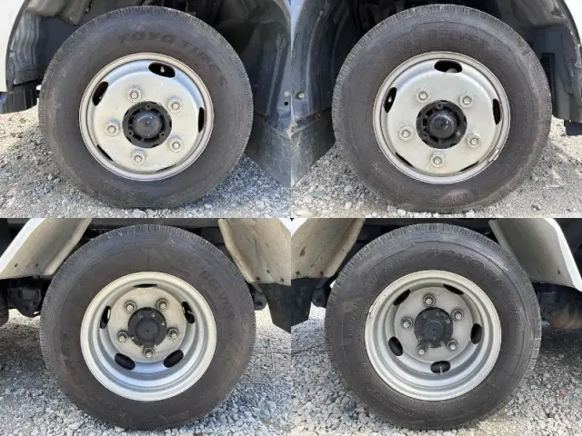 日野 デュトロ TKG-XZC610T(2WD)の写真26
