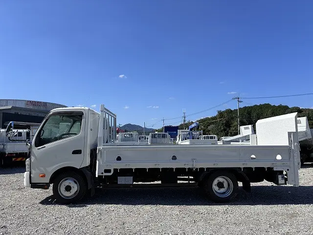 日野 デュトロ TKG-XZU710M(2WD)の写真4
