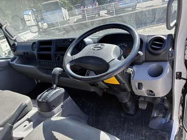 日野 デュトロ TKG-XZU710M(2WD)の写真29