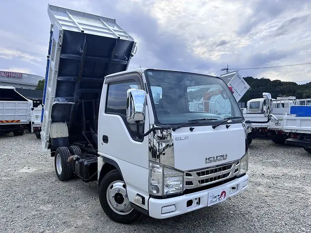 いすゞ エルフ TKG-NKR85AN(2WD)の写真3