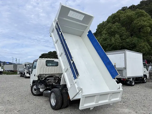 いすゞ エルフ TKG-NKR85AN(2WD)の写真6