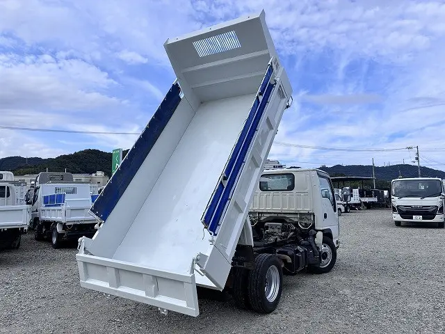 いすゞ エルフ TKG-NKR85AN(2WD)の写真8