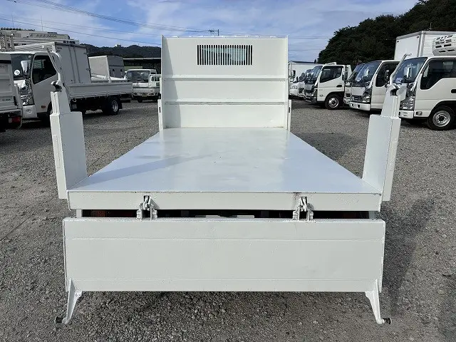 いすゞ エルフ TKG-NKR85AN(2WD)の写真21