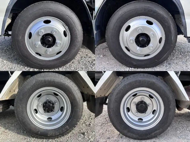 いすゞ エルフ TKG-NKR85AN(2WD)の写真24