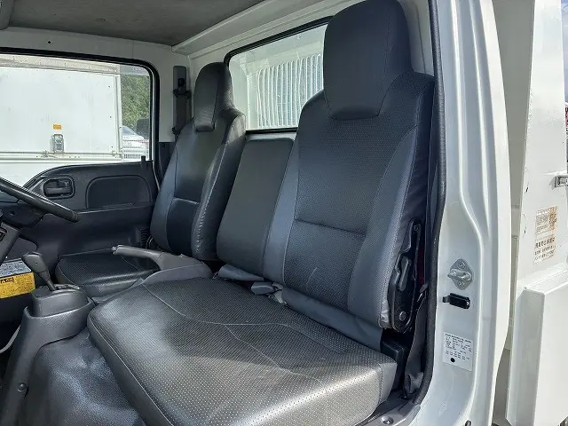 いすゞ エルフ TKG-NKR85AN(2WD)の写真34