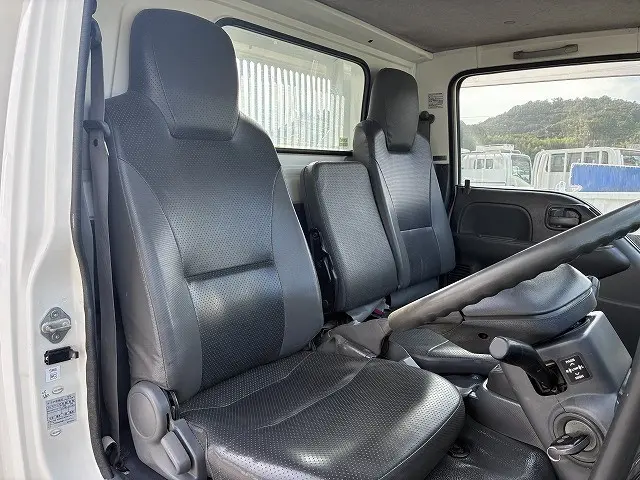 いすゞ エルフ TKG-NKR85AN(2WD)の写真35