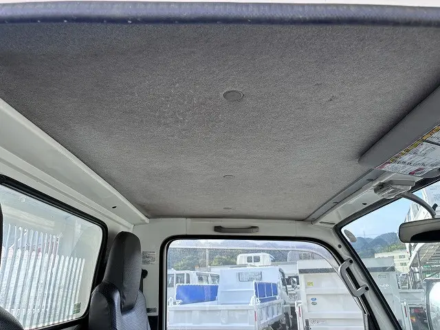 いすゞ エルフ TKG-NKR85AN(2WD)の写真36