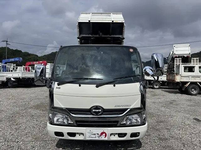 日野 デュトロ TKG-XZU610T(2WD)の写真2