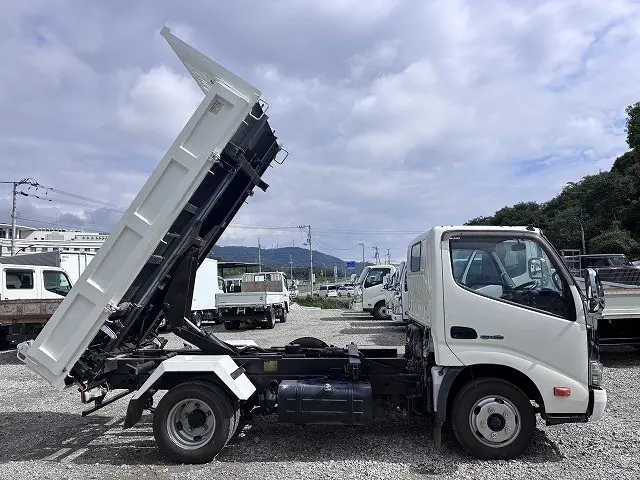 日野 デュトロ TKG-XZU610T(2WD)の写真5