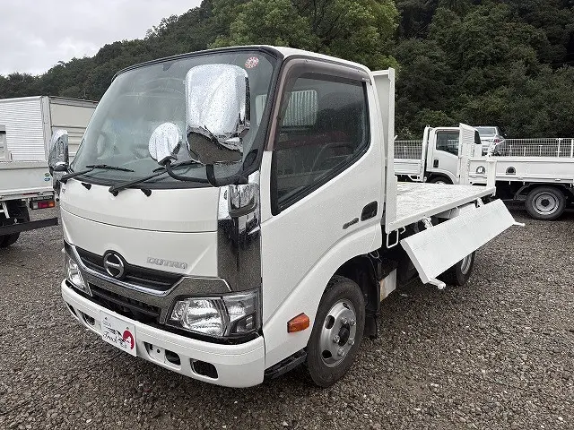 日野 デュトロ TKG-XZU610T(2WD)の写真9