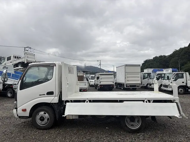日野 デュトロ TKG-XZU610T(2WD)の写真11