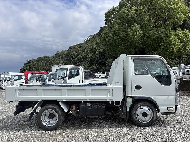 いすゞ エルフ TKG-NJR85AN(2WD)の写真12