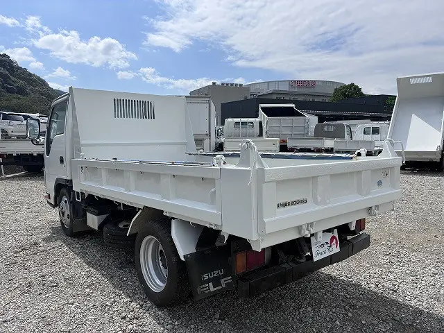 いすゞ エルフ TKG-NJR85AN(2WD)の写真13