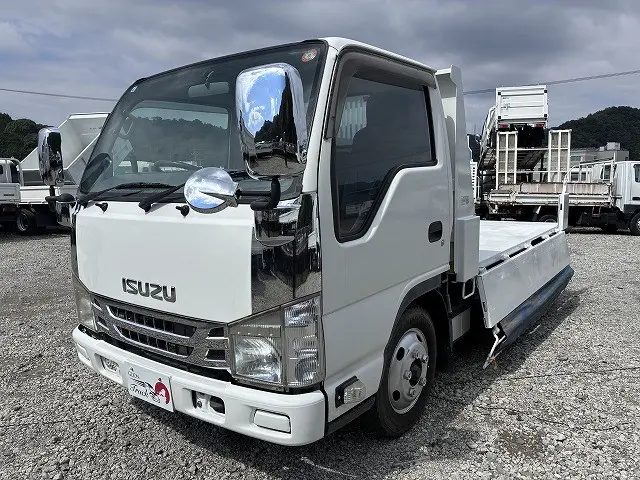 いすゞ エルフ TKG-NJR85AN(2WD)の写真16
