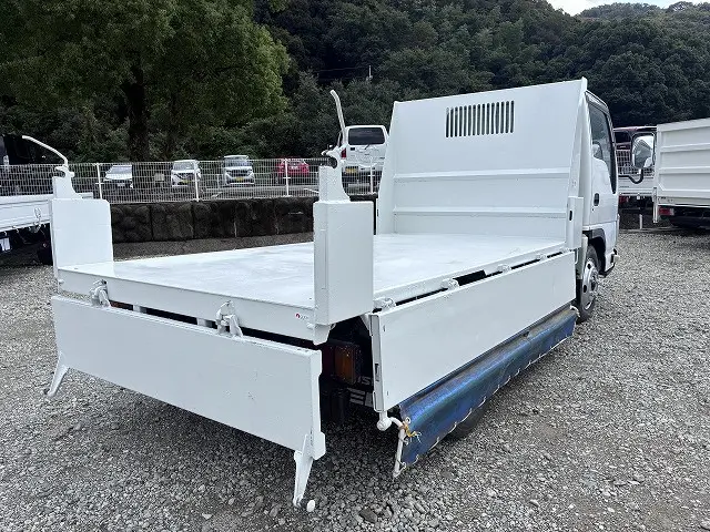 いすゞ エルフ TKG-NJR85AN(2WD)の写真22