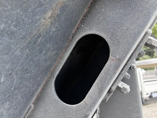 いすゞ エルフ TKG-NJR85AN(2WD)の写真23