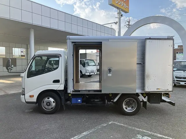 トヨタ ダイナ 2RG-XZU605(2WD)の写真11
