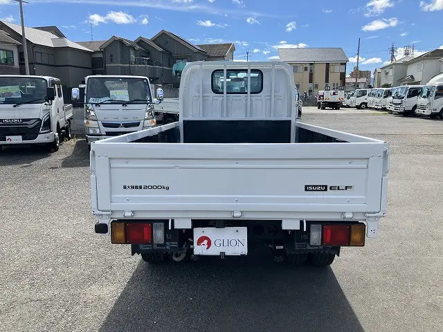 いすゞ エルフ 2RG-NJR88A(2WD)の写真7
