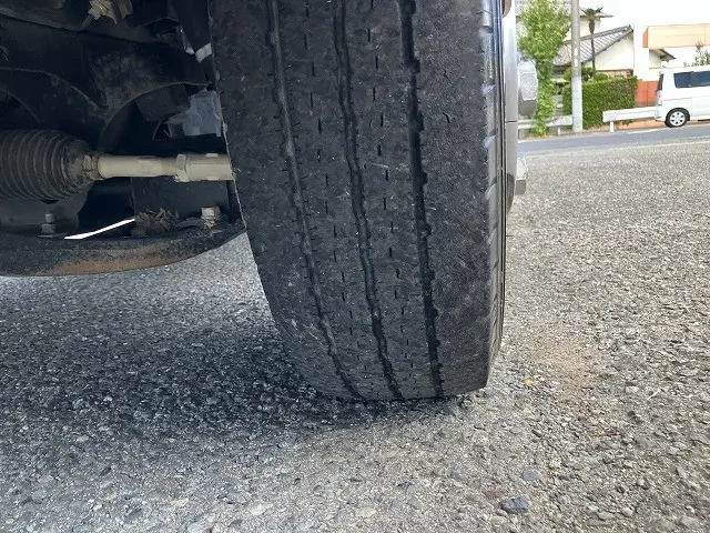 いすゞ エルフ 2RG-NJR88A(2WD)の写真27