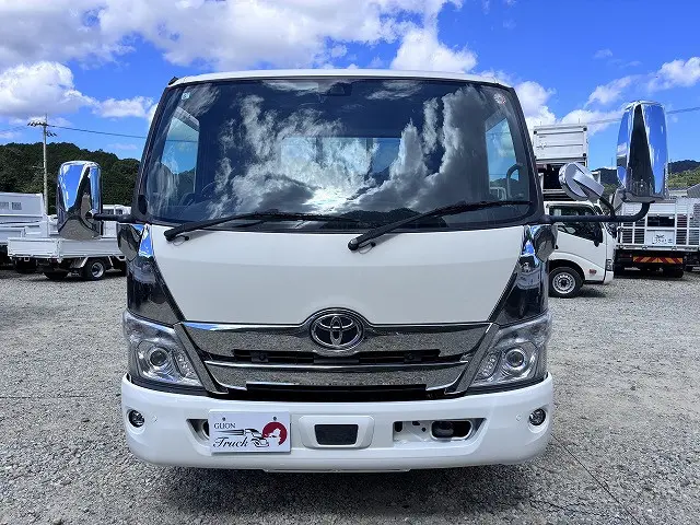 トヨタ ダイナ 2RG-XZU712(2WD)の写真2