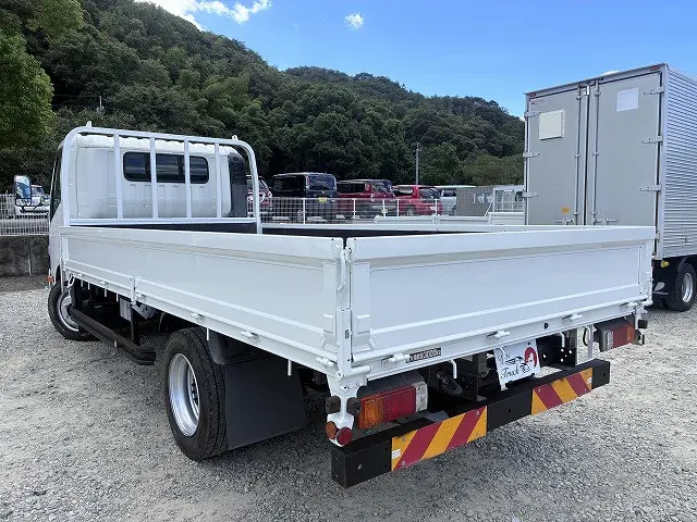 トヨタ ダイナ 2RG-XZU712(2WD)の写真6