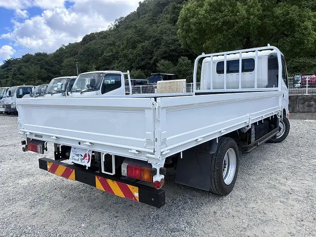 トヨタ ダイナ 2RG-XZU712(2WD)の写真8