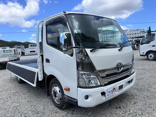 トヨタ ダイナ 2RG-XZU712(2WD)の写真10