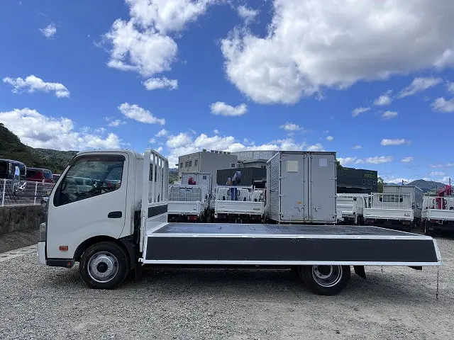 トヨタ ダイナ 2RG-XZU712(2WD)の写真11