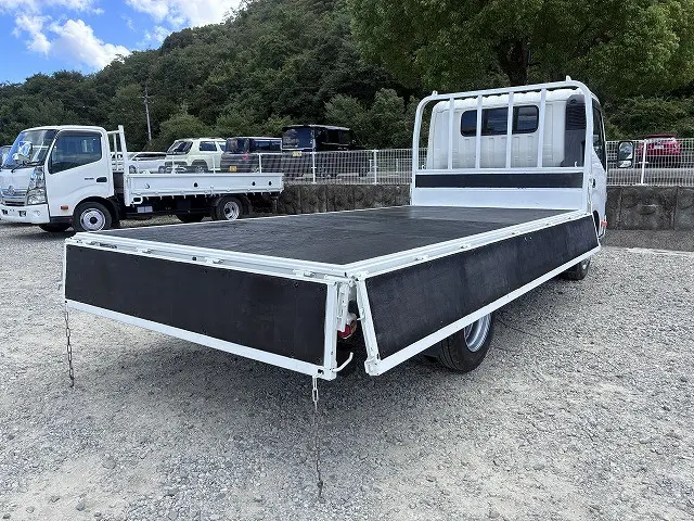 トヨタ ダイナ 2RG-XZU712(2WD)の写真15