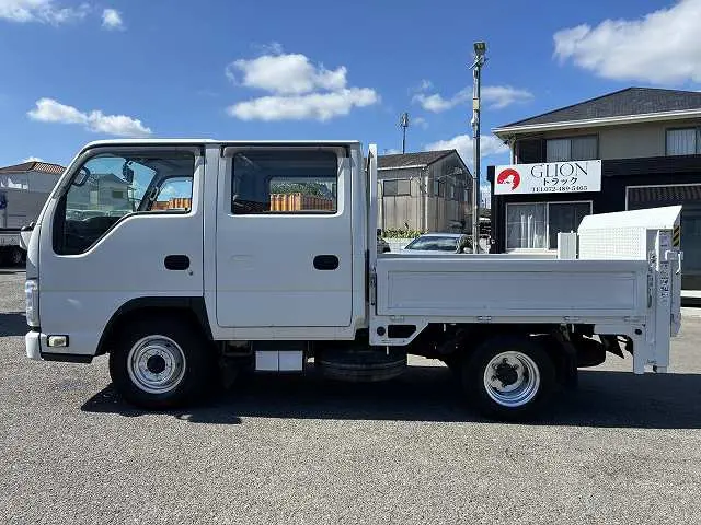 いすゞ エルフ 2RG-NHR88A(2WD)の写真4