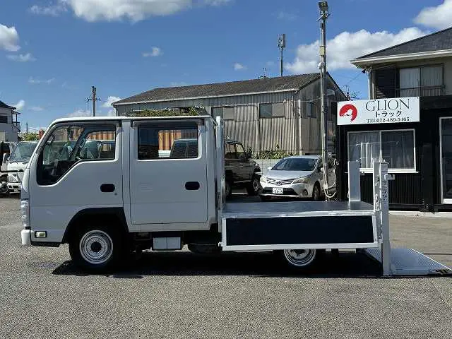 いすゞ エルフ 2RG-NHR88A(2WD)の写真15