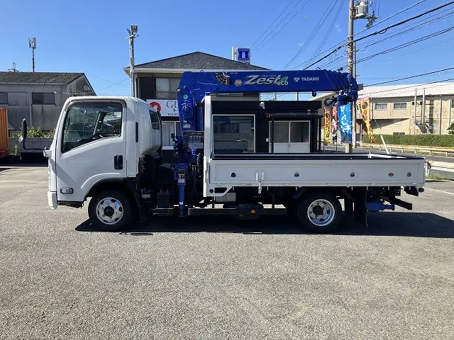 いすゞ エルフ TDG-NPS85AR(4WD)の写真4