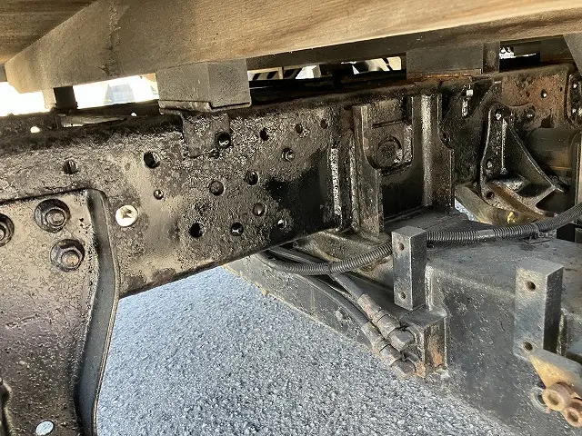 いすゞ エルフ TDG-NPS85AR(4WD)の写真26