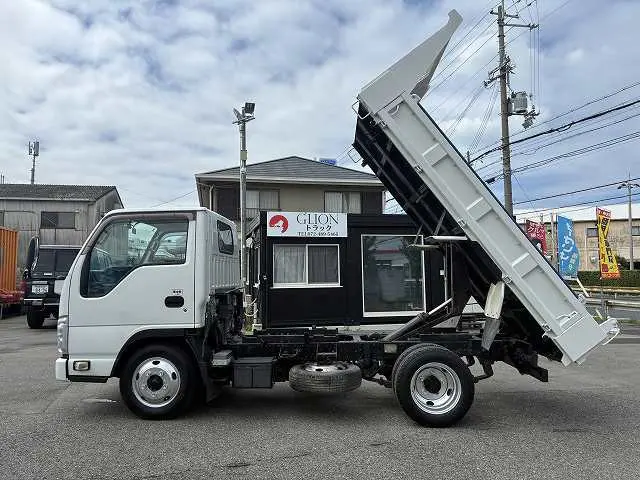いすゞ エルフ TPG-NJR85AD(2WD)の写真4
