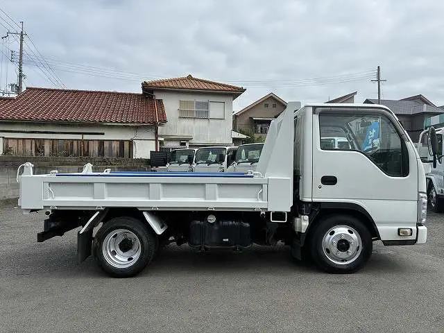 いすゞ エルフ TPG-NJR85AD(2WD)の写真12