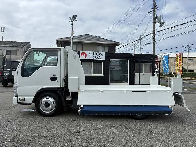 いすゞ エルフ TPG-NJR85AD(2WD)の写真18
