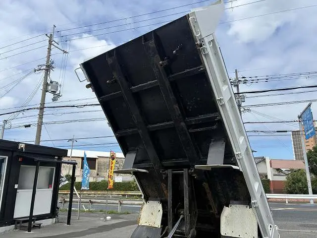 いすゞ エルフ TPG-NJR85AD(2WD)の写真25