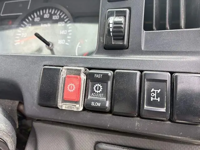いすゞ エルフ TPG-NJR85AD(2WD)の写真41