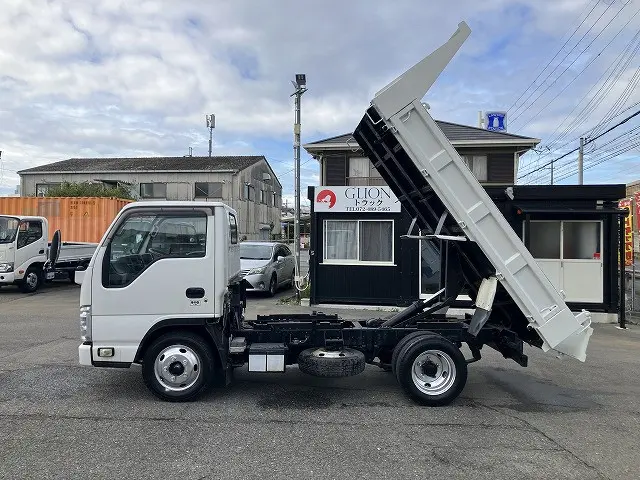 いすゞ エルフ TPG-NJR85AD(2WD)の写真4