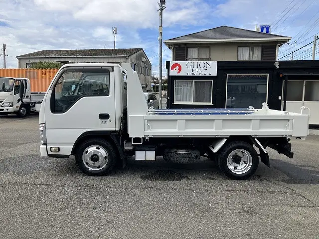 いすゞ エルフ TPG-NJR85AD(2WD)の写真11