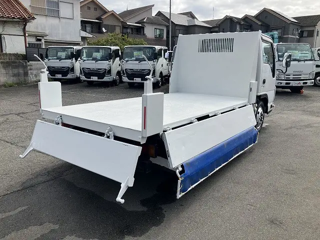 いすゞ エルフ TPG-NJR85AD(2WD)の写真22